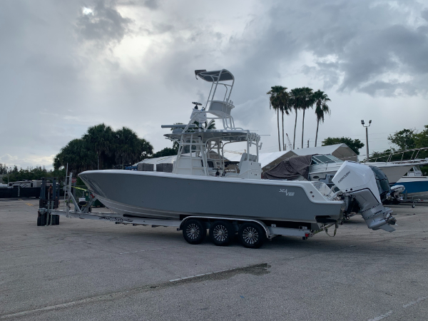 South Florida Boat takes care of all you paint and fibergalss needs